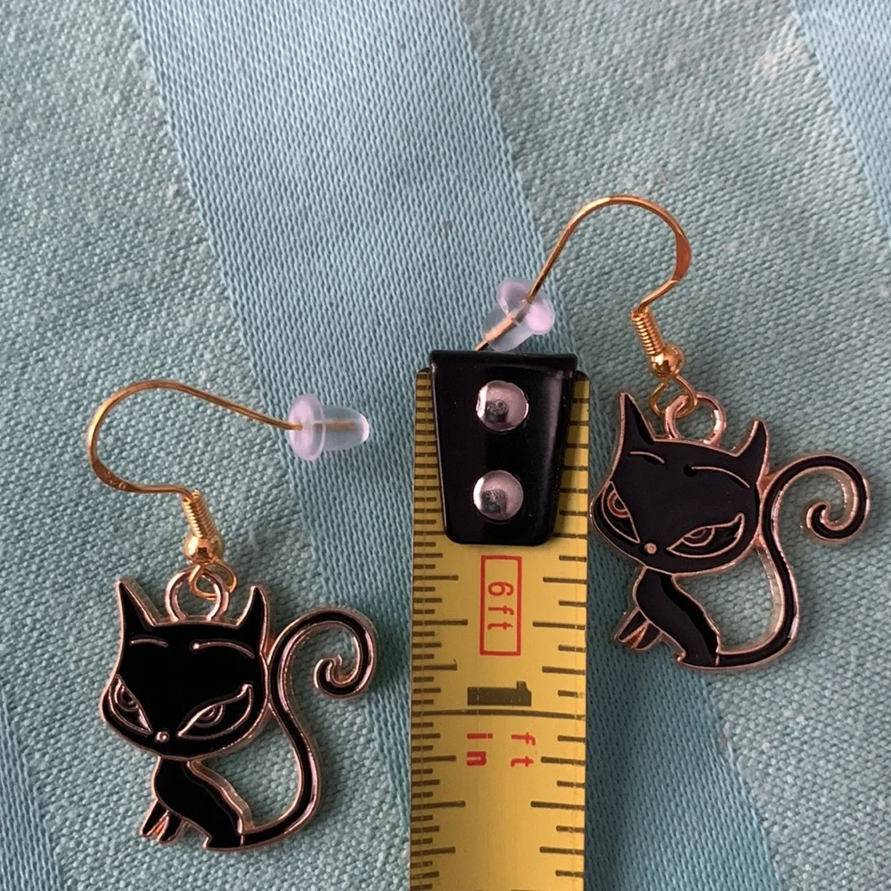🖤Black Cat Earrings